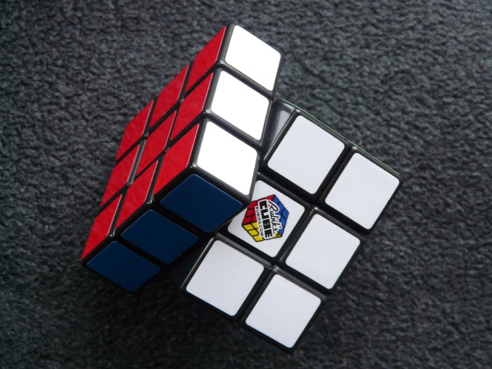 Lyckats löst en Rubiks kub? Utmana dig ytterligare med en megaminx kub