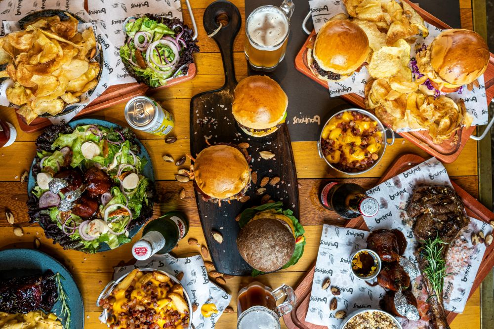 Restaurang i Heron City och bowling i Stockholm – mat, nöje och aktiviteter för hela familjen